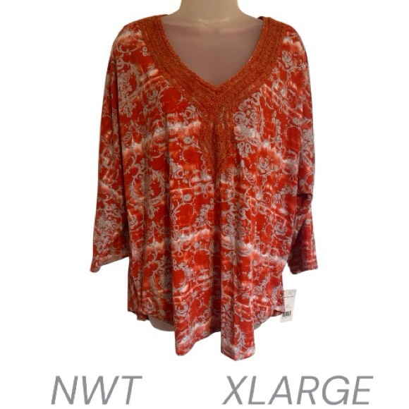 Hannah Tops - NWT SPRING CASUAL V-NECKLINE TOP XLARGE BIN#S